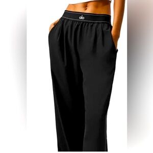 Alo yoga suit up trousers